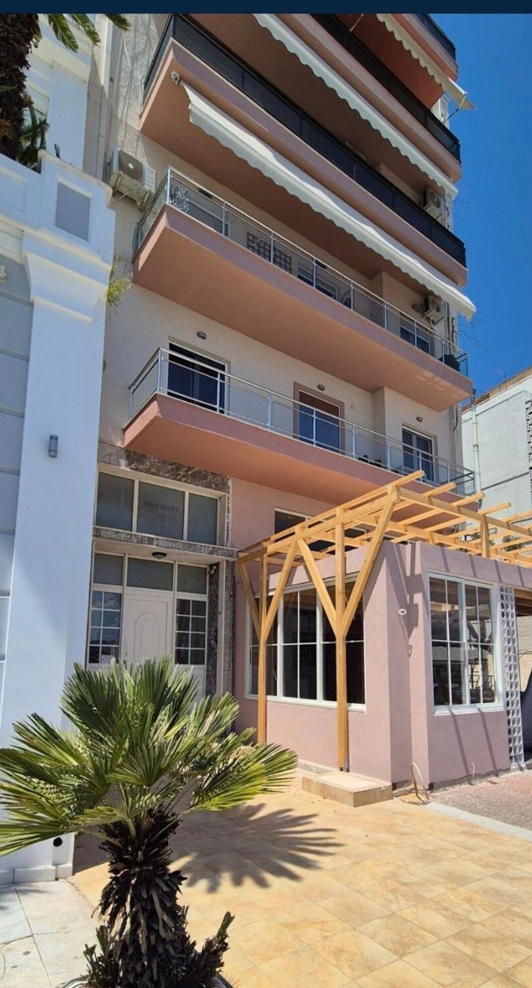 Debbie'S Διαμέρισμα Δίπλα Στο Νερό ! Chalkís Exterior foto